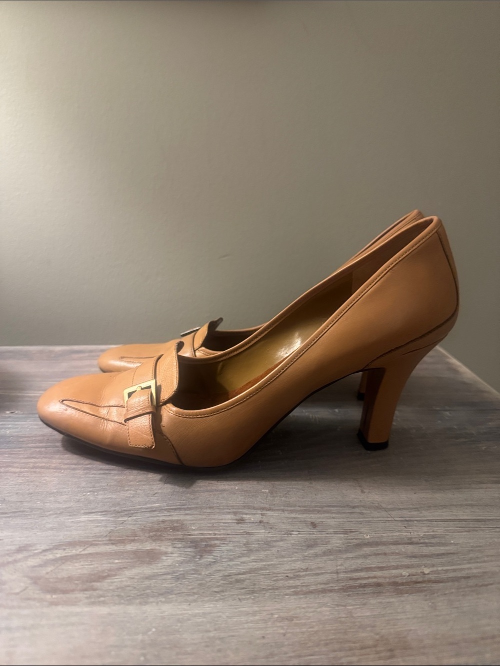 Enzo Angiolini Tan Leather Mid-Heel Loafer Pumps with Buckle Accent - Picture 5 of 13